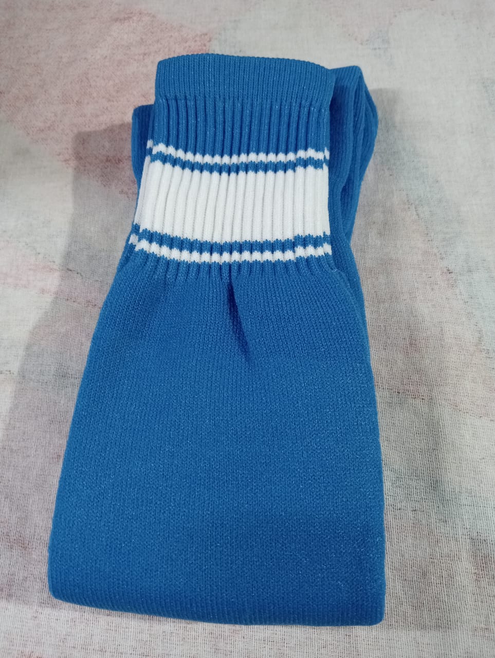 8 283 ROYAL BLUE SOCKS WHITE PATTO FOOTBALL SOCKS