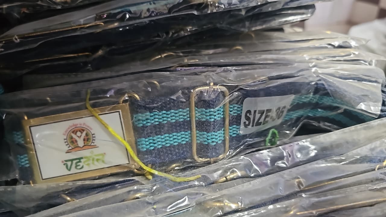 22 NAVY/SKY/NAVY (VEDANT)