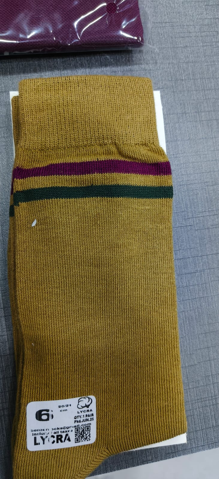 8 211 KHAKHI SOCKS PARPAL/BOTTLE GREEN PATTI 
