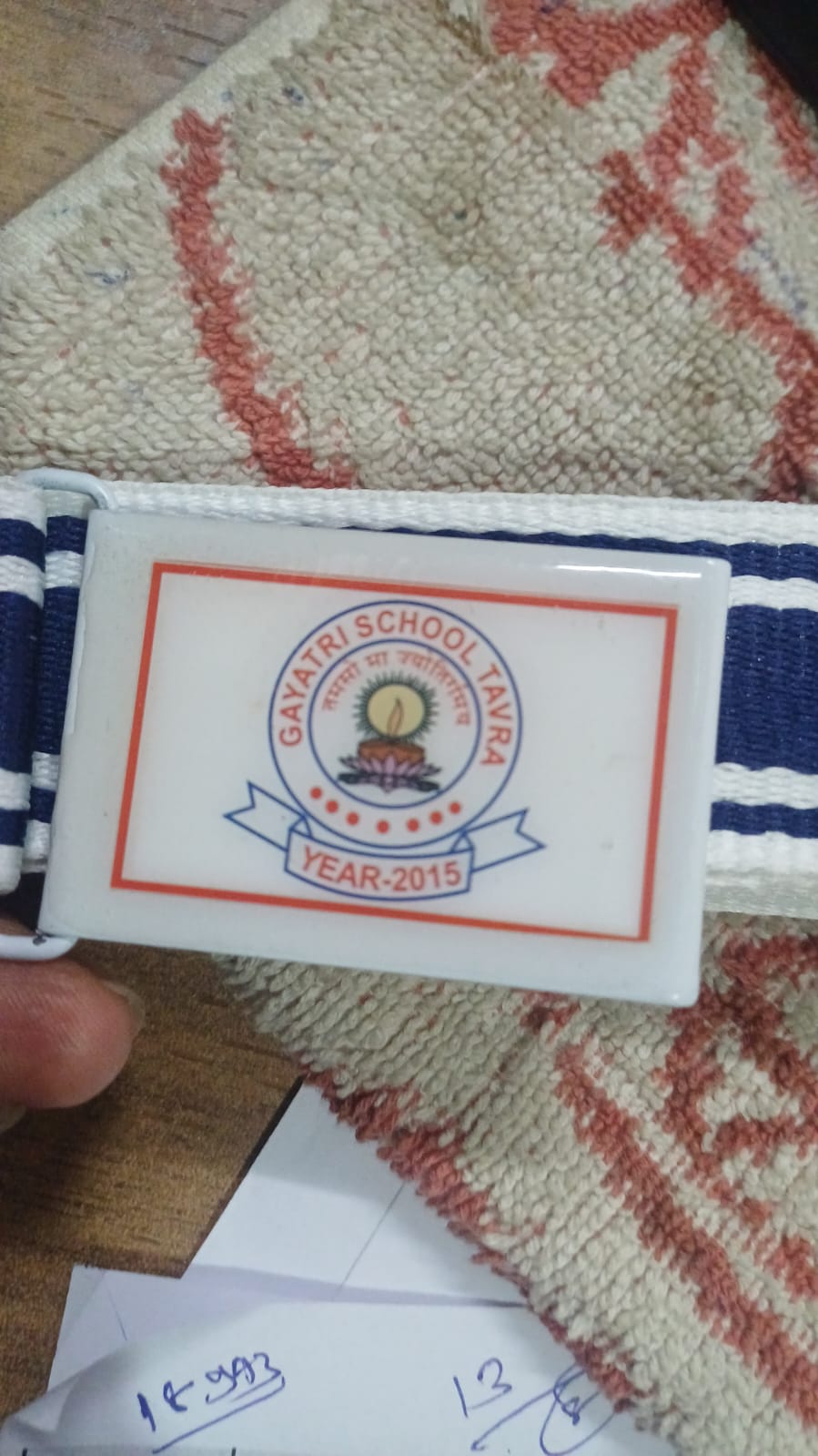 24 1111 11  WHITE / NAVY 5 PATTI 