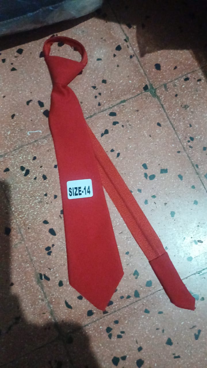 42 642 Y0005 Red Plain 